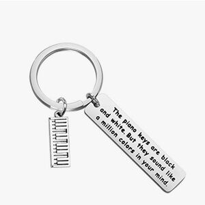 NWT Piano Lover Gift Piano Charm Keychain The Piano Keys are Black and White